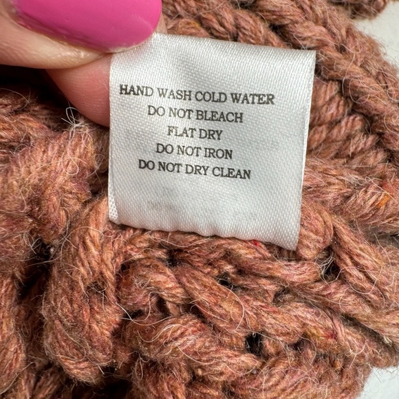 Favlux Fashion Sweater Womens Size S Chunky Neck Turtle Neck Crop - Picture 5 of 9